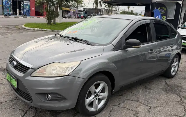 Carro Ford Focus Hatch 2013 GLX 2.0 16V (Flex)