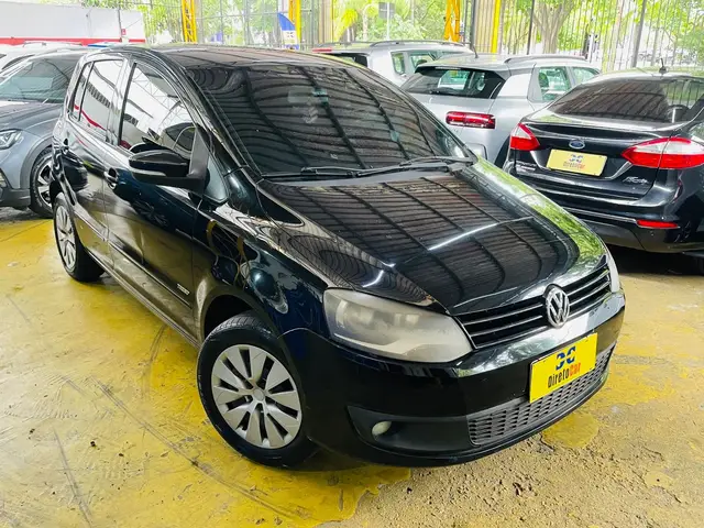 Carro Volkswagen Fox 2012 1.0 VHT (Flex) 4p