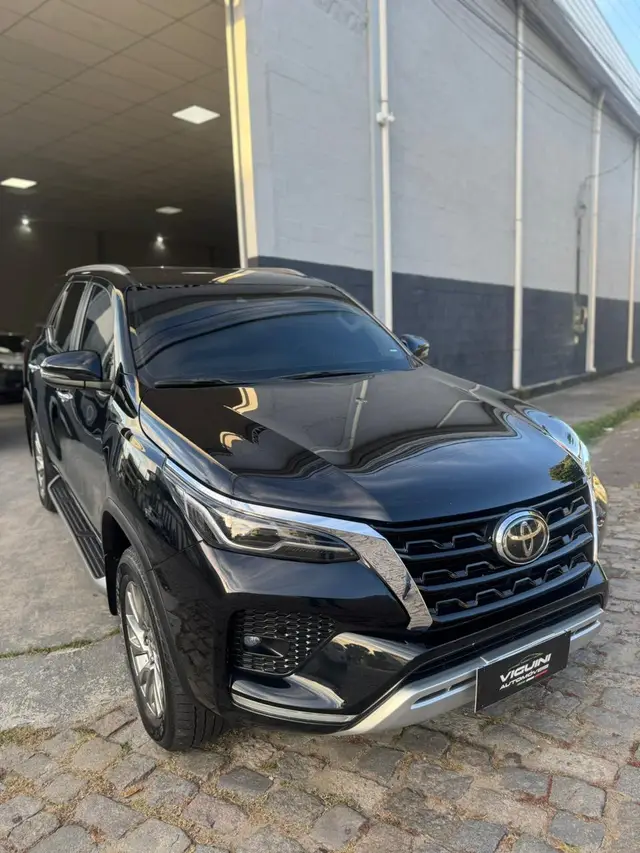 Carro Toyota SW4 2021 SRX 2.8 turbodiesel 7L 4x4 (Aut)