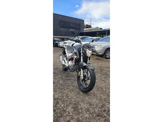 Moto Honda CB 250F Twister 2017 Standard