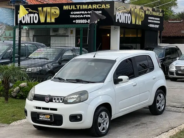 Carro Fiat Uno 2015 Evolution 1.4 8V (Flex) 4p
