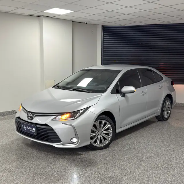 Carro Toyota Corolla 2022 XEi 2.0 Flex 16V Aut.