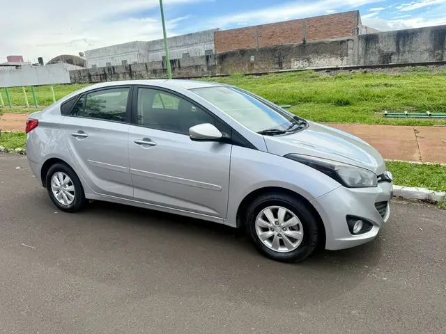 Carro Hyundai HB20S 2015 1.6 Comfort Plus (Flex)