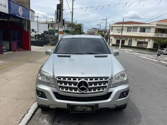 Carro Mercedes-Benz Classe ML 2011 ML-350 3.0 V6  4x4 Diesel