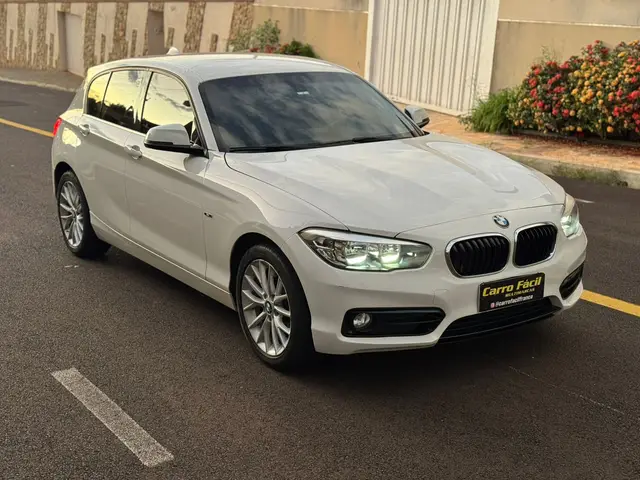 Carro BMW 120i 2016 120i Sport ActiveFlex