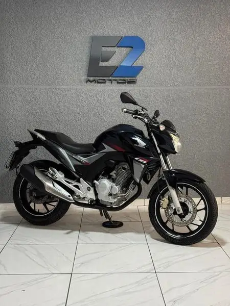 Moto Honda CB 250F Twister 2018 Standard