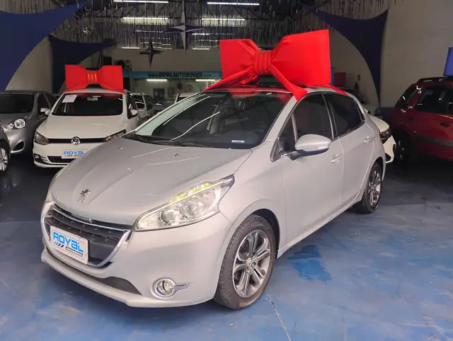 Carro Peugeot 208 2015 Griffe  1.6 16V (Flex) (Aut)