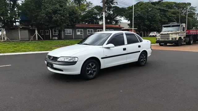 Carro Chevrolet Vectra 1997 GLS 2.0 MPFi (nova série)