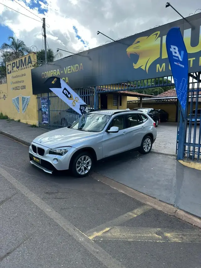 Carro BMW X1 2012 2.0 16V sDrive18i