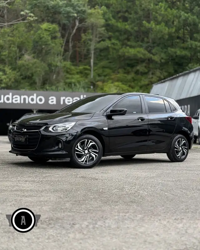 Carro Chevrolet Onix 2025 LT 1.0 Turbo