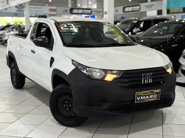 Carro Fiat Strada 2023 Endurance 1.4 Cabine Plus (Flex)