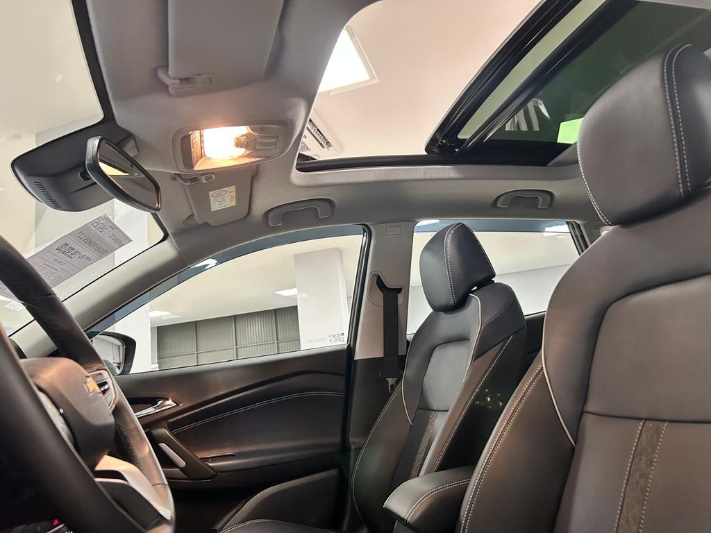 Tracker Premier 1.2 Turbo (Aut.)15