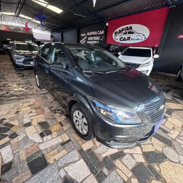 Carro Chevrolet Onix 2019 1.0 Joy SPE/4