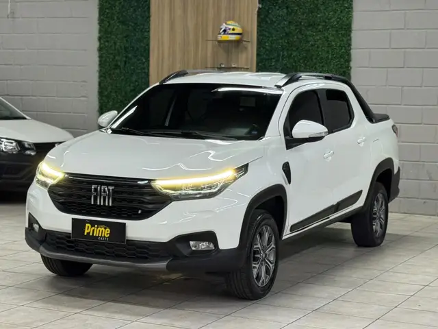 Carro Fiat Strada 2022 Volcano 1.3 CD (Flex)
