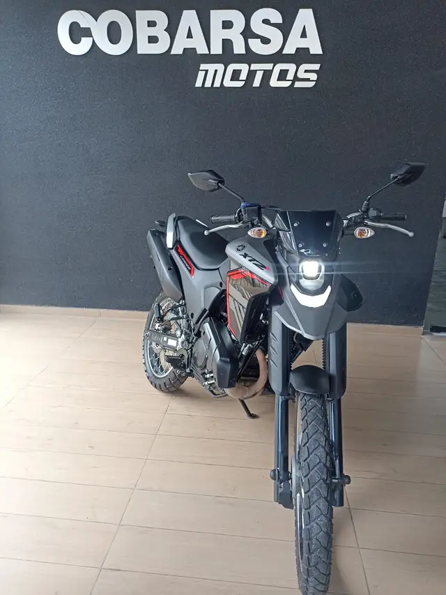 Moto Yamaha XTZ 250 Lander 2025 Connected