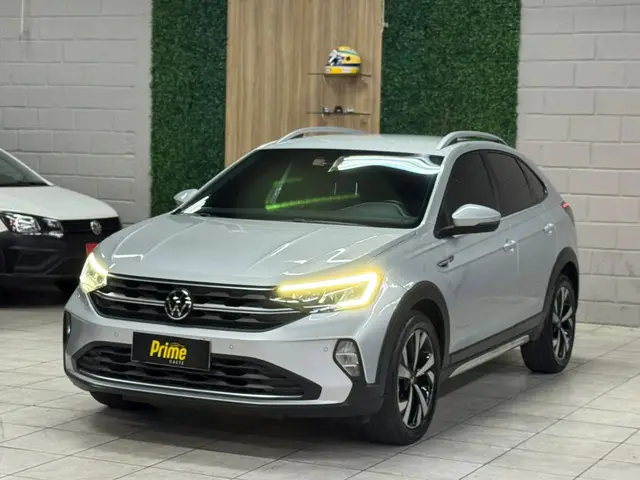 Carro Volkswagen Nivus 2021 Highline 1.0 Turbo (Aut.)