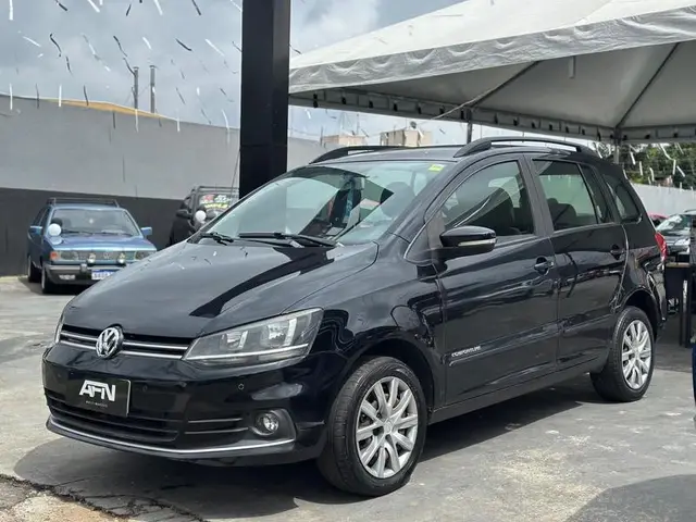 Carro Volkswagen SpaceFox 2016 1.6 VHT Comfortline (Flex)