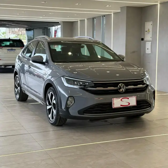 Carro Volkswagen Nivus 2024 Highline 200 TSI