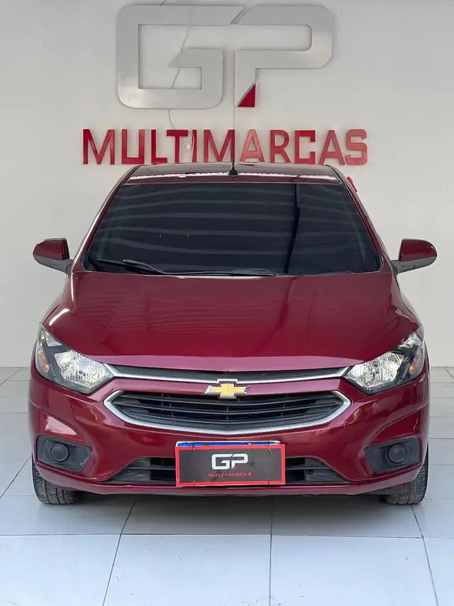 Carro Chevrolet Onix 2017 HATCH EFFECT 1.4 8V F.Power (Mec.)