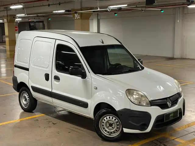 Carro Renault Kangoo Express 2017 1.6 16V Com Porta Lateral (Flex)