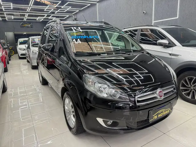 Carro Fiat Idea 2014 Attractive 1.4 8V (Flex)