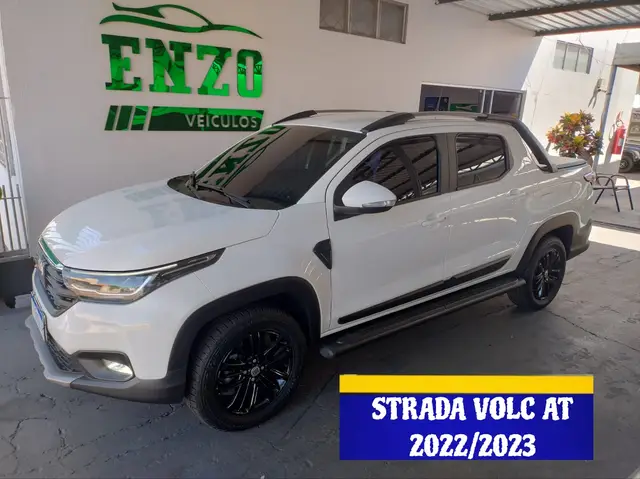 Carro Fiat Strada 2023 Volcano 1.3 8V CD AT