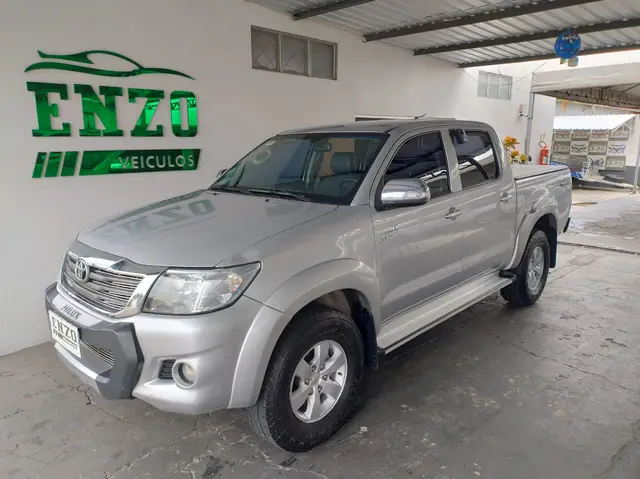 Carro Toyota Hilux Cabine Dupla 2014 Hilux 2.7 SRV CD 4x4 (Flex) (Aut)