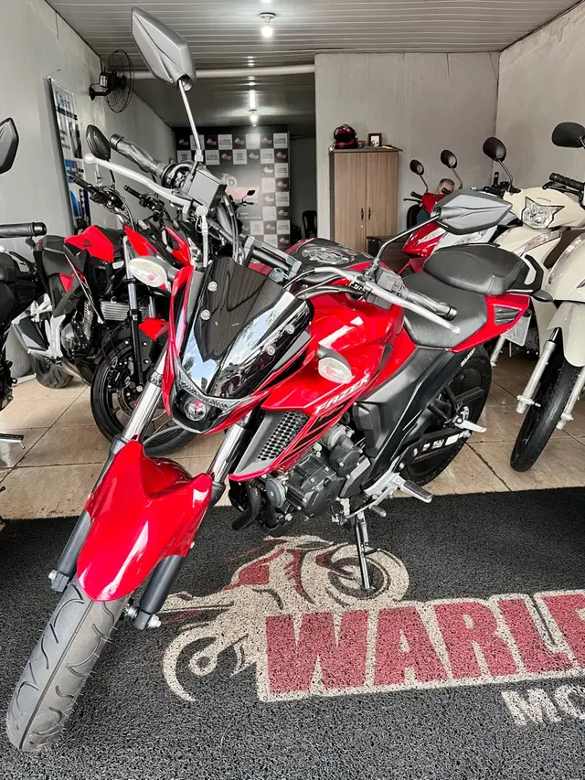 Moto Yamaha YS 250 Fazer 2023 ABS