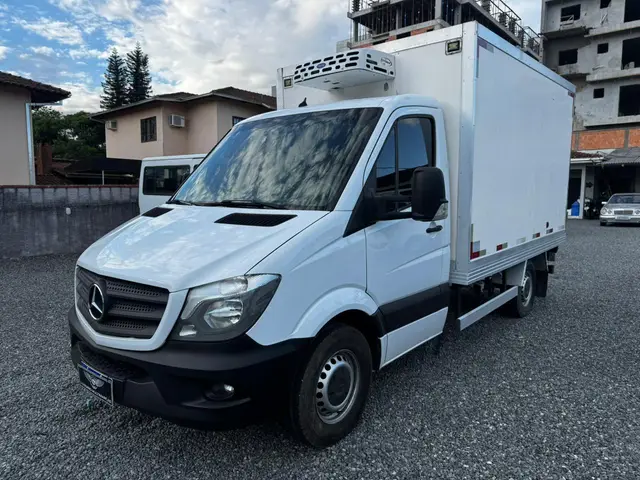 Carro Mercedes-Benz Sprinter 2019 VAN 415 CDI  9+1 Teto Alto