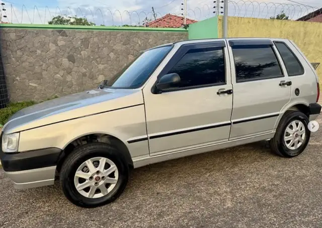 Carro Fiat Uno Mille 2013 Fire Economy Way 1.0 (Flex) 4p