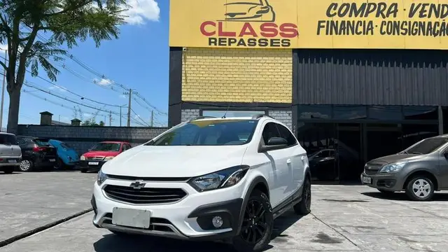 Carro Chevrolet Onix 2019 1.4 Activ SPE/4
