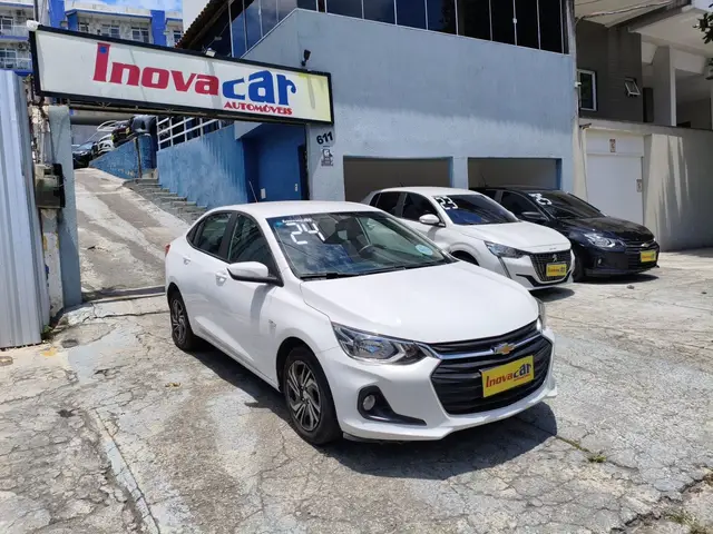 Carro Chevrolet Onix Plus 2024 LT 1.0