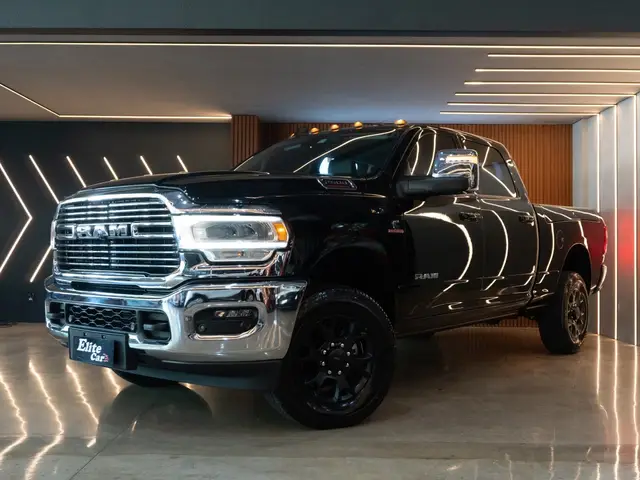 Carro Ram 2500 2023 Laramie 6.7 4X4