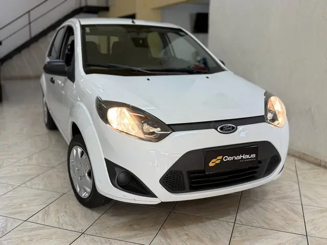 Carro Ford Fiesta Hatch 2013 Rocam 1.0 (Flex)