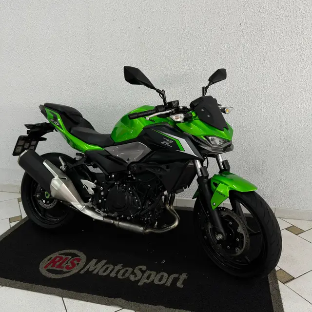 Moto Kawasaki Z 2025 500
