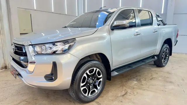 Carro Toyota Hilux SW4 2024 SRX Plat. 4x4 2.8 TB Diesel Automatico.
