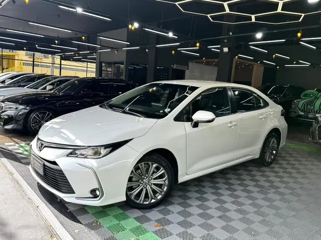 Carro Toyota Corolla 2022 XEi 2.0 Flex 16V Aut.
