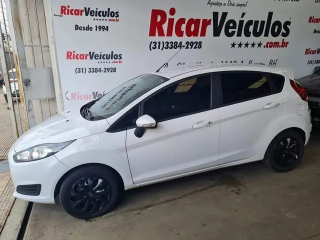 Carro Ford Focus Hatch 2017 SE 1.6 16V TiVCT