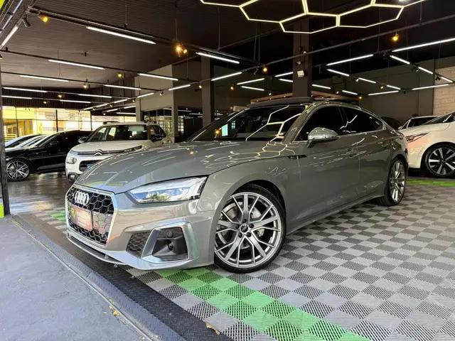 Carro Audi Q6 E-tron 2025 Performance Black