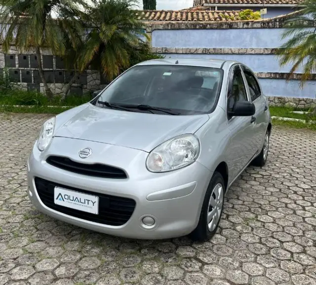 Carro Nissan March 2015 1.0 16V (Flex)