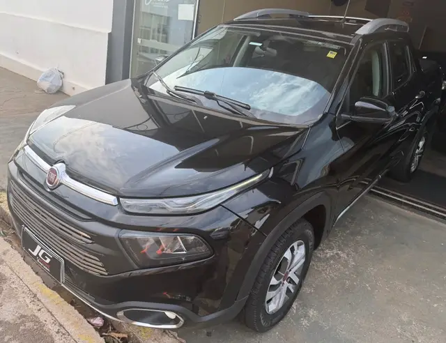 Carro Fiat Toro 2018 Freedom 1.8 AT6 4x2 (Flex)