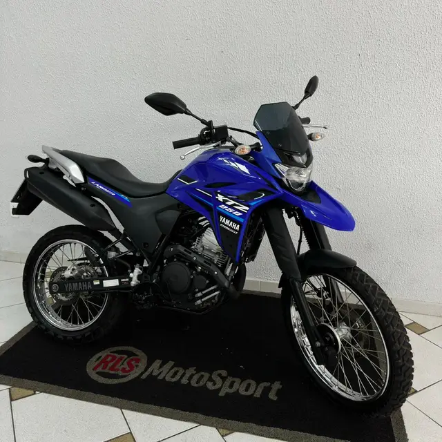 Moto Yamaha XTZ 250 Lander 2023 ABS