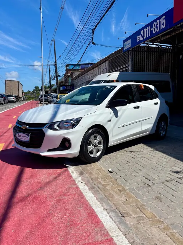 Carro Chevrolet Onix 2024 1.0