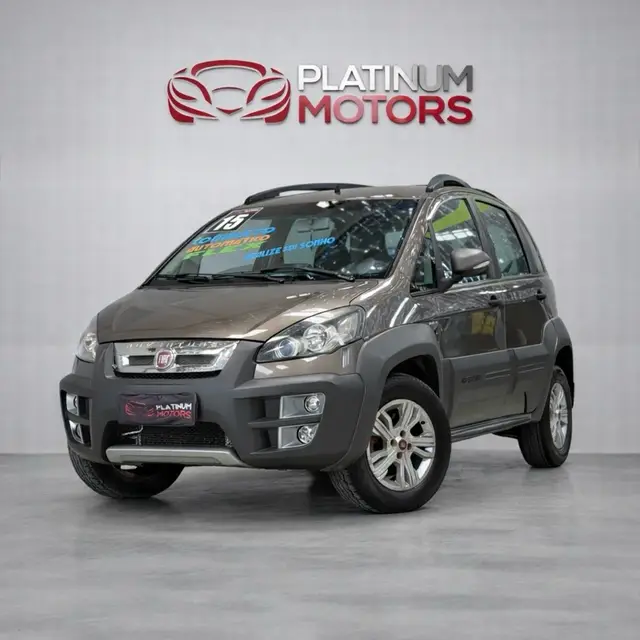Carro Fiat Idea 2015 Adventure 1.8 16V Dualogic (Flex)