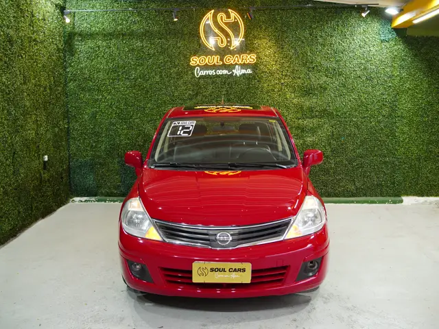 Carro Nissan Tiida 2012 SL 1.8 (flex) (aut)