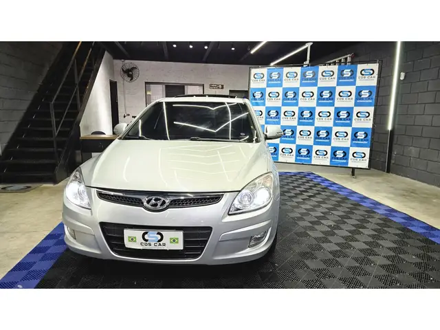 Carro Hyundai i30 2011 GLS 2.0 16V