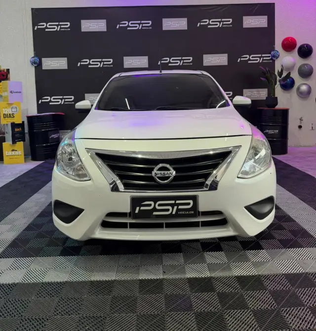 Carro Nissan Versa 2018 1.6 16V SV (Flex)