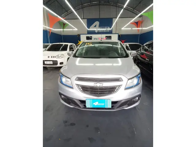 Carro Chevrolet Onix 2015 1.4 LT SPE/4