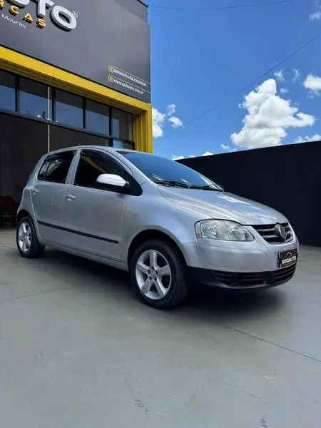 Carro Volkswagen Fox 2009 City 1.0 8V (Flex)