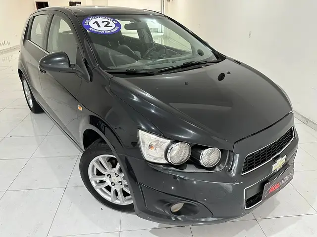 Carro Chevrolet Sonic 2012 Hatch LTZ (Aut)